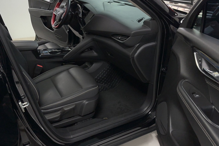 别克 2022款 昂科威S 552T 两驱豪华型中控内饰7004