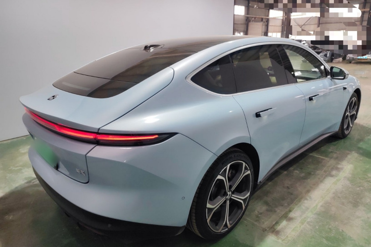 蔚来ET5 2024款 75kWh车身外观6005