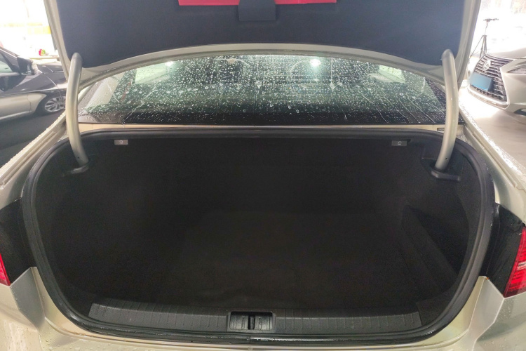 大众 迈腾 2019款 330TSI DSG 豪华型 国VI局部细节23