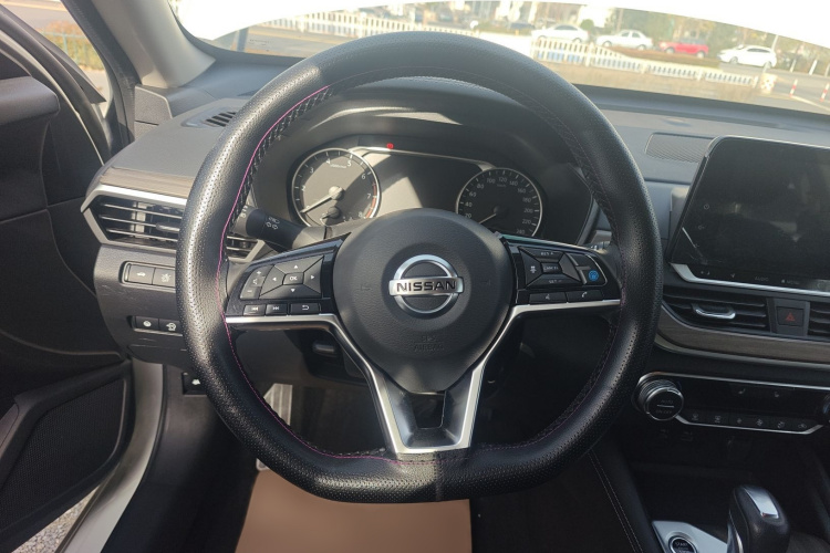 日产 天籁 2021款 2.0L XL Upper AD1 智行领航版局部细节13