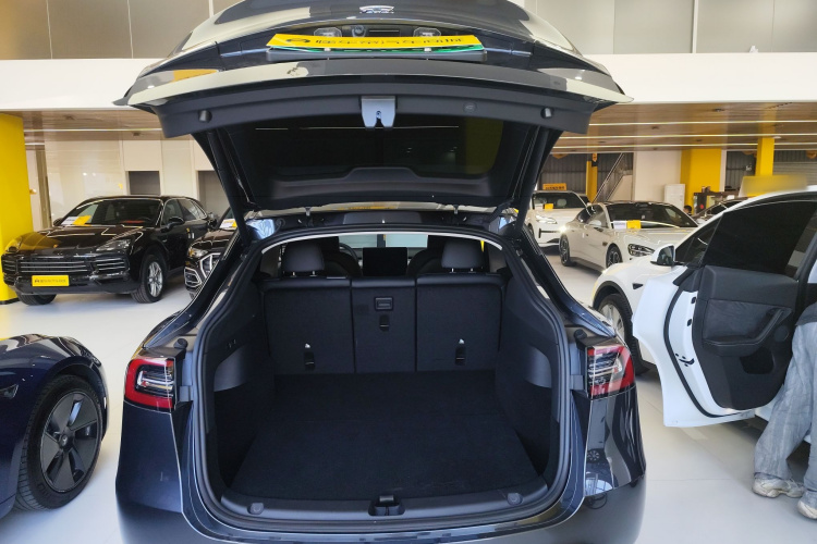 特斯拉 Model Y 2024款 后轮驱动版局部细节23