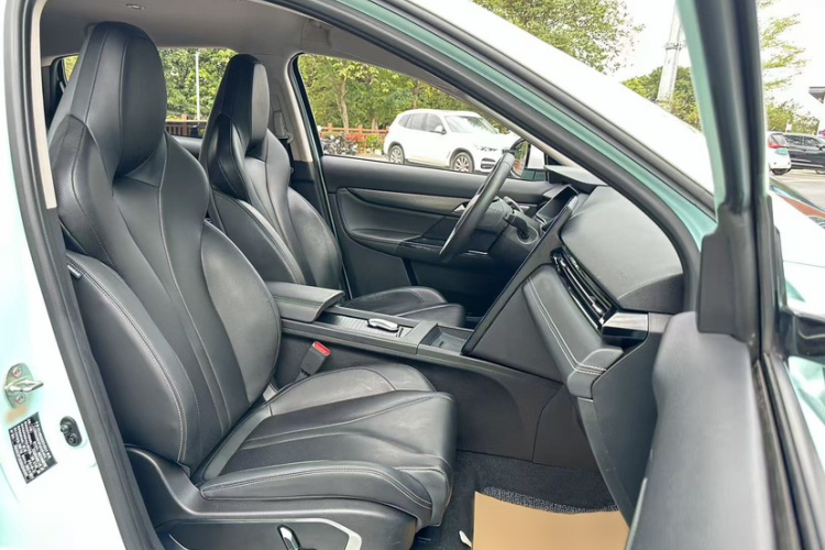 小鹏G3 2022款 G3i 460N+中控内饰7005