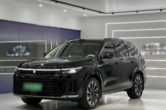 鸿蒙智行 问界M7 2024款 1.5T 智驾四驱Max版 5座