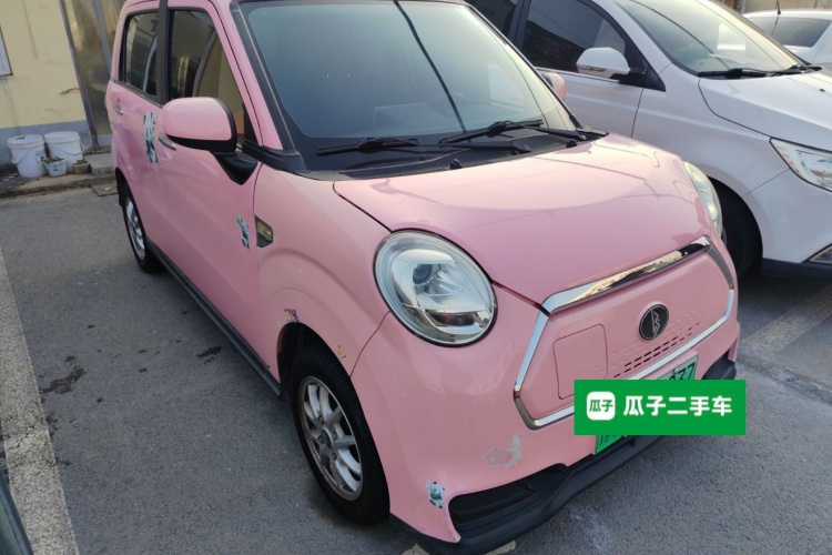 凌宝汽车 凌宝BOX 2021款 粉红世家 舒适版车身外观3