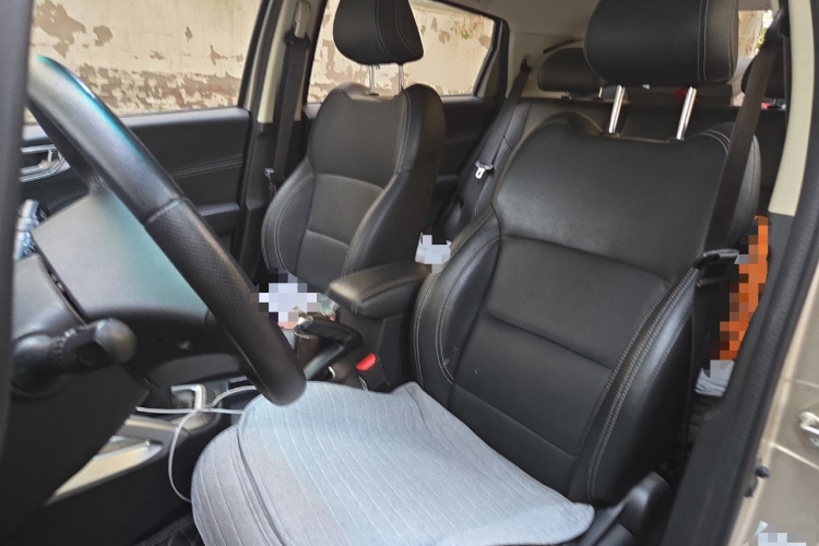 吉利汽车 远景X3 2017款 1.5L 手动尊贵型中控内饰19