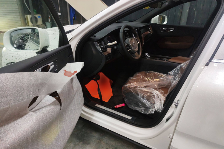 沃尔沃XC60 2025款 B5 四驱智远豪华版中控内饰20