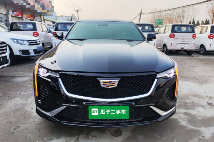 凯迪拉克CT4 2020款 28T 精英型车身外观2