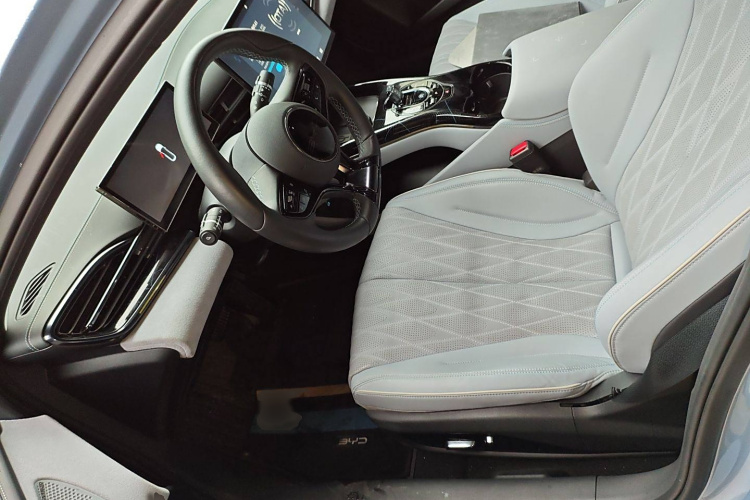 比亚迪 海豹 2023款 冠军版 550km 尊贵型局部细节19