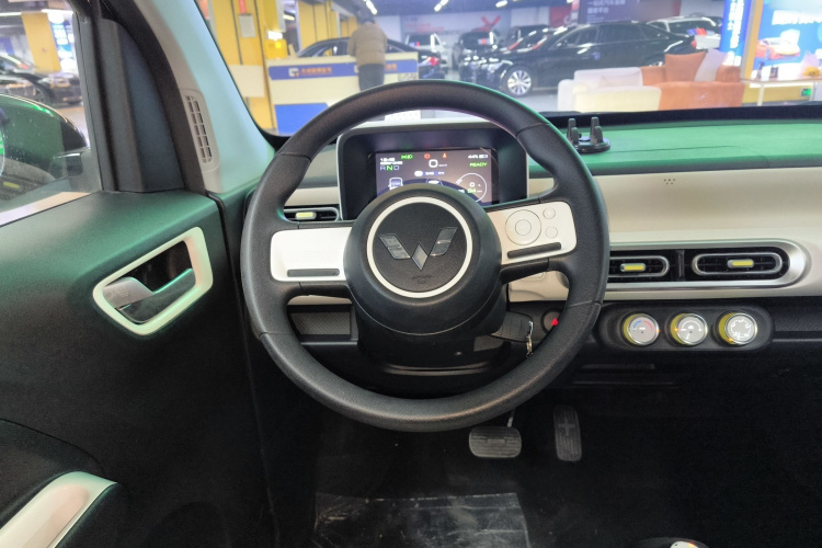 五菱汽车 宏光MINIEV 2024款 第三代 215km 青春版中控内饰13