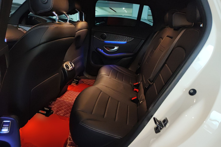 奔驰EQC 2021款 EQC 400 4MATIC中控内饰7004