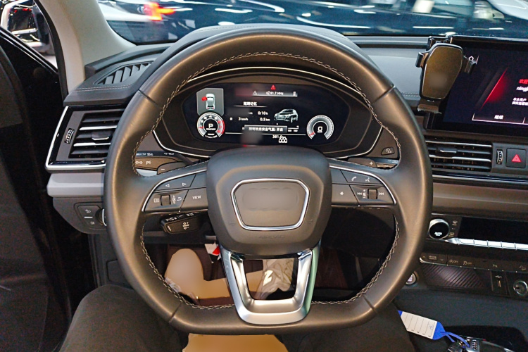 奥迪Q5L 2025款 40 TFSI 时尚动感型局部细节13