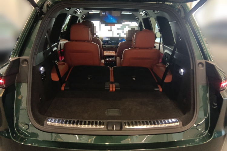 理想汽车 理想L9 2022款 Max中控内饰23