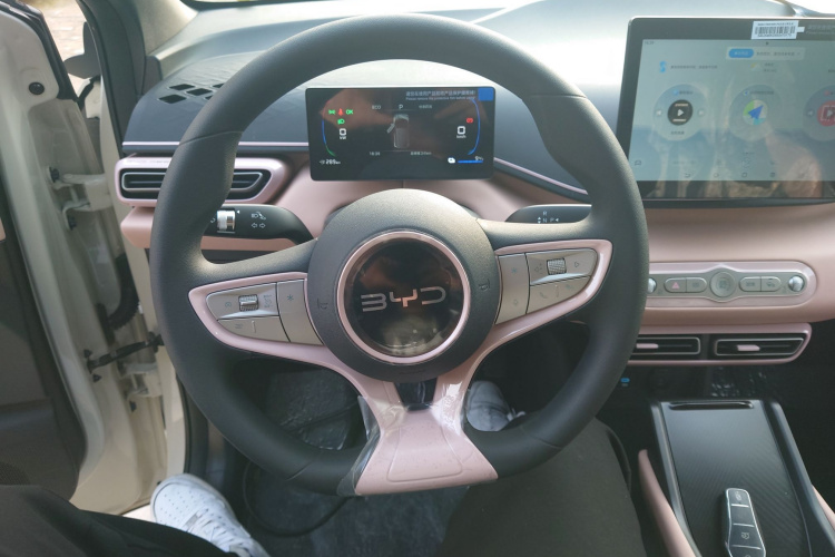 比亚迪 海鸥 2025款 305km 自由版中控内饰13