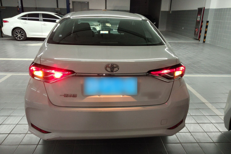 丰田 卡罗拉 2023款 1.2T 先锋版车身外观6004