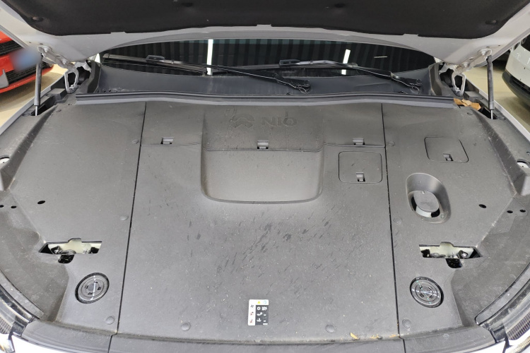 蔚来EC6 2024款 75kWh机舱底盘24