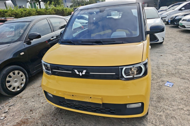 五菱汽车 宏光MINIEV 2022款 马卡龙臻享款 三元锂车身外观2