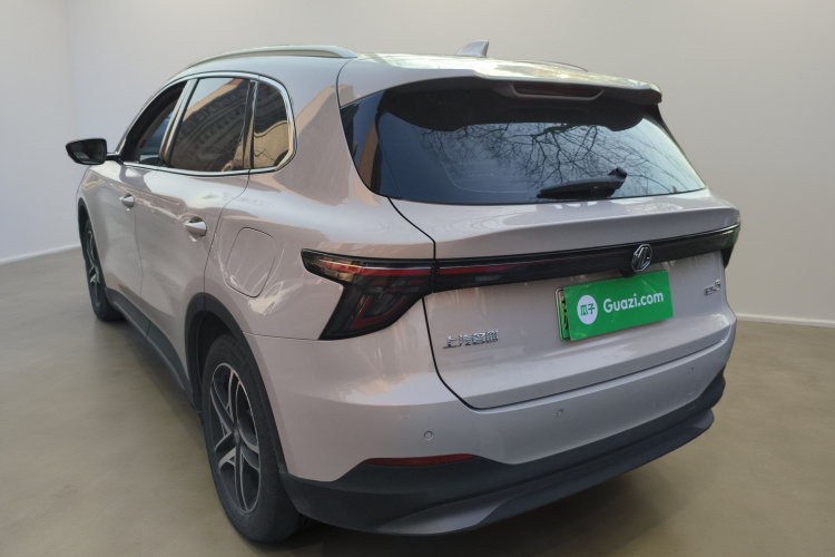 名爵 MG ES5 2025款 525max 后驱智驾版车身外观5