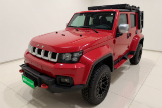 北京越野 北京BJ40 2020款 2.0T 自动四驱城市猎人版侠客型
