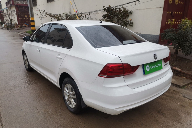 大众 桑塔纳 2021款 1.5L 手动风尚版车身外观4