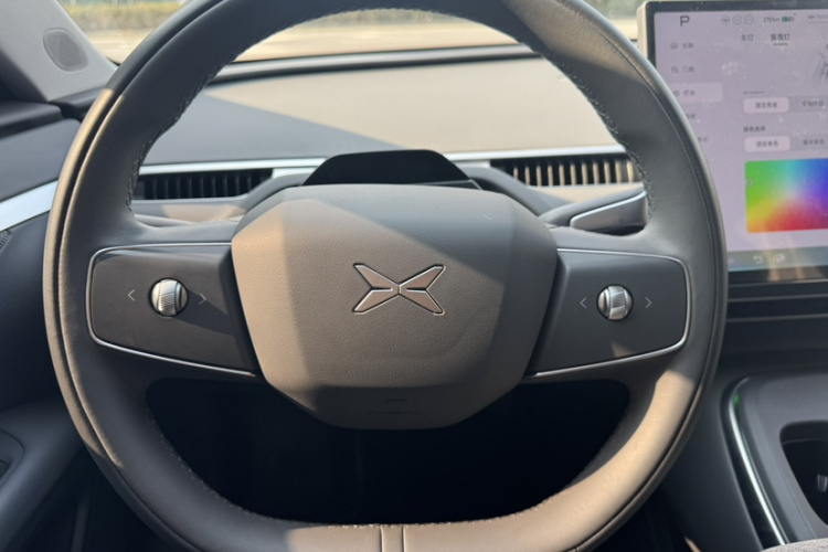 小鹏MONA M03 2024款 620 超长续航中控内饰7004