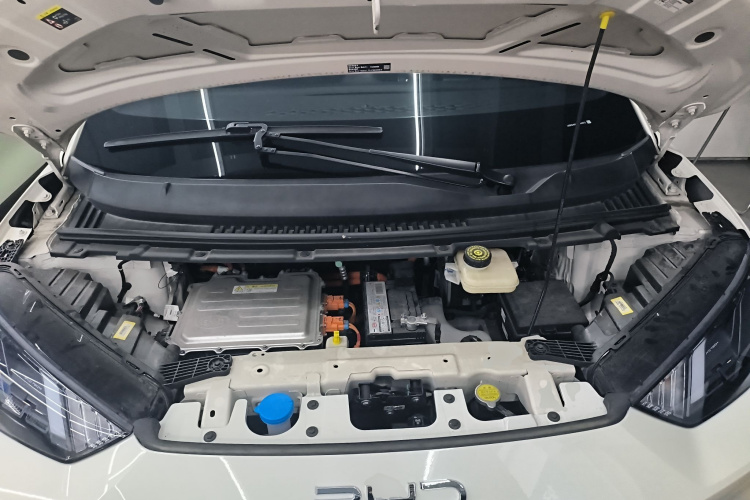 比亚迪 海鸥 2023款 自由版机舱底盘24