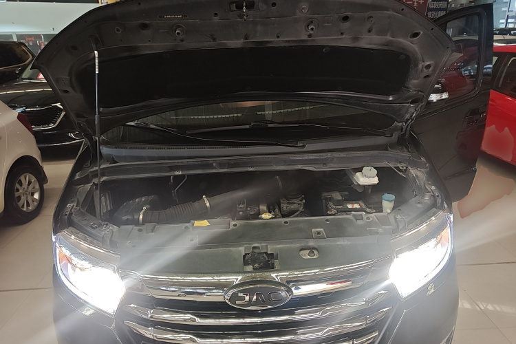 江淮瑞风 瑞风M3 2019款 PLUS 宜家版 1.8L 豪华型机舱底盘24