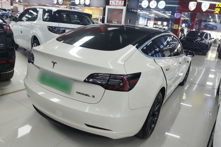 特斯拉 Model 3 2020款 标准续航后驱升级版车身外观7