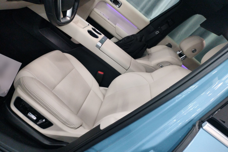 理想汽车 理想L7 2024款 Ultra中控内饰19