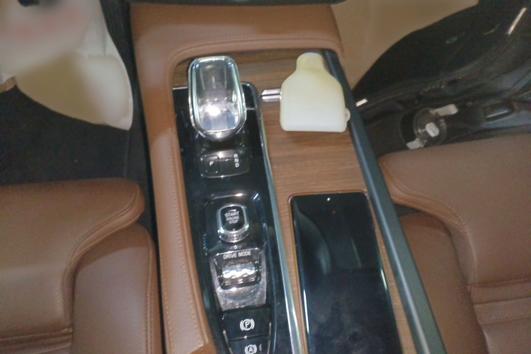 沃尔沃S90 2021款 B5 智远豪华版局部细节18