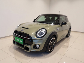 MINI 2019款 2.0T COOPER S 赛车手