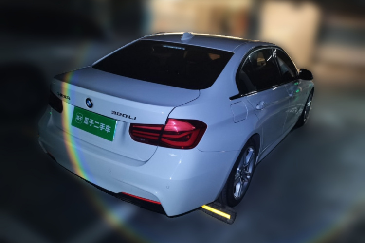 宝马3系 2017款 320Li M运动型车身外观7