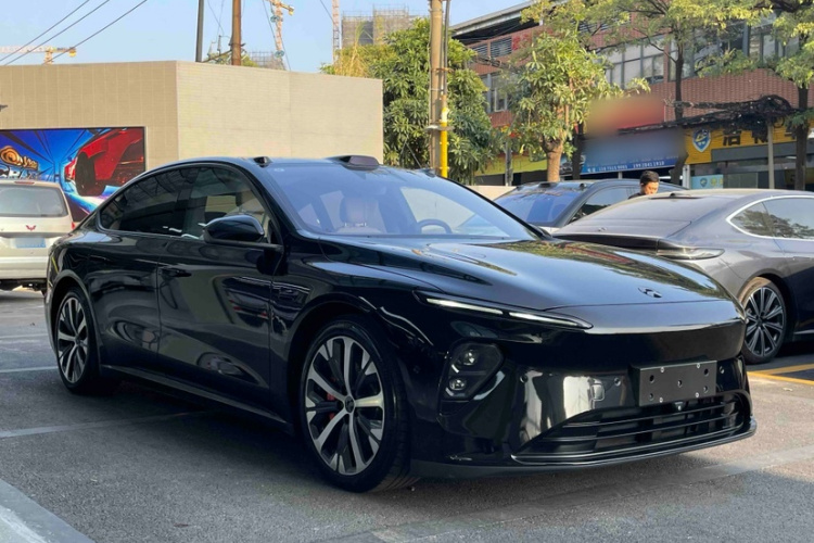 蔚来ET7 2022款 100kWh 首发版车身外观6004