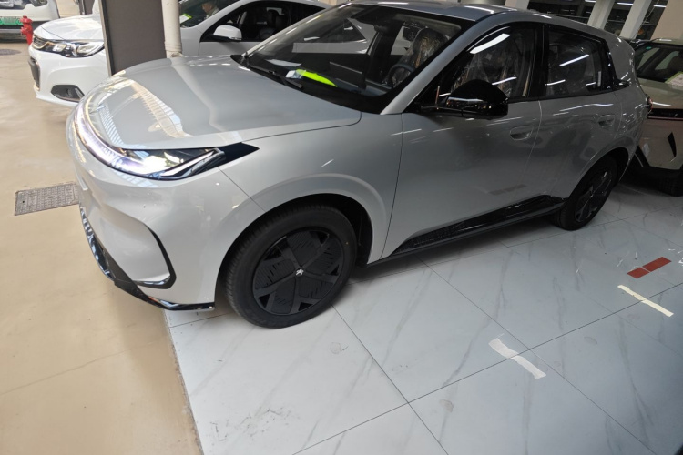 ARCFOX极狐 极狐T1 2025款 425 PRO车身外观4