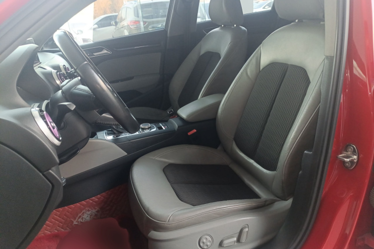 奥迪A3 2017款 Sportback 35 TFSI 时尚型局部细节19