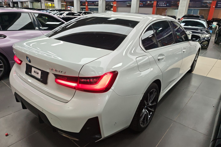 宝马3系 2023款 325Li M运动套装车身外观7