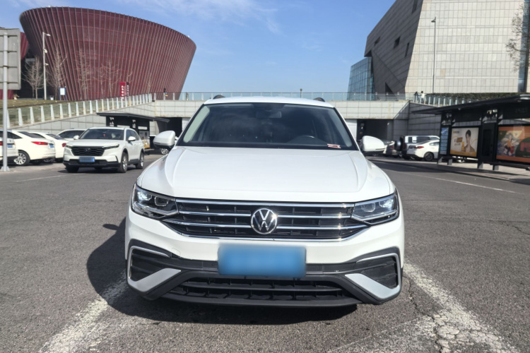 大众 途观L 2023款 330TSI 自动两驱舒享版车身外观6001