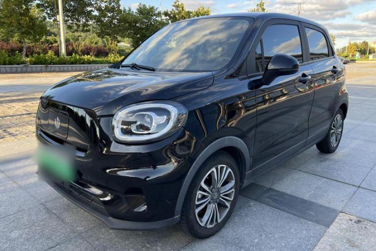 零跑汽车 零跑T03 2021款 400微糖版车身外观1