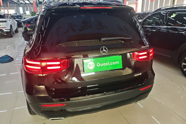 奔驰GLB 2024款 GLB 220 4MATIC车身外观6004