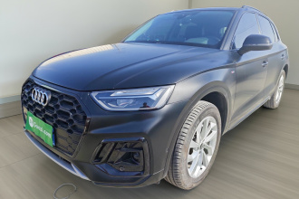 奥迪Q5L 2022款 改款 40T 豪华动感型