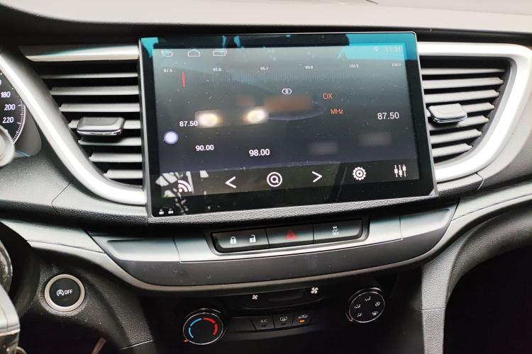 别克 英朗 2018款 18T 自动精英型局部细节16