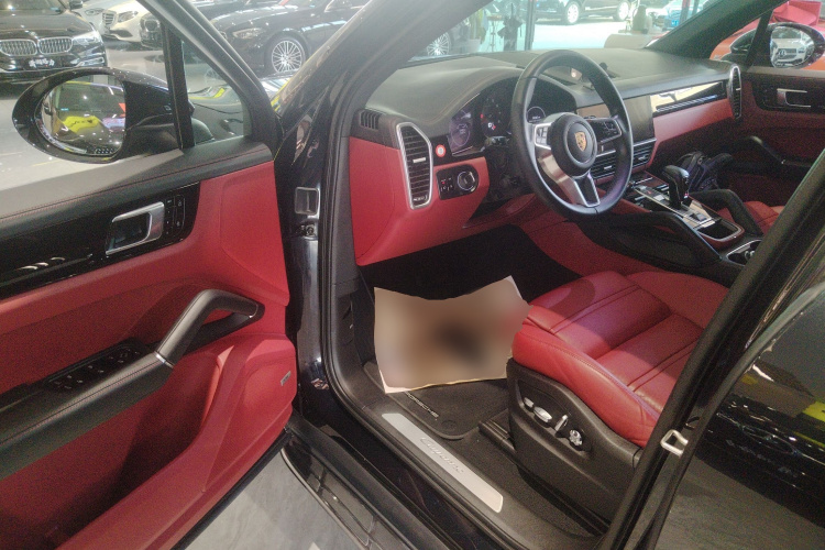保时捷 2019款 Cayenne 3.0T中控内饰7003