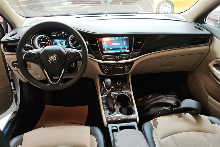 别克 威朗 2019款 三厢 15S 自动领先型中控内饰12