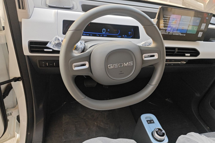 吉利银河 2024款 熊猫mini 200km 耐力熊局部细节13