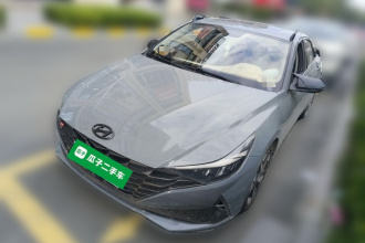 现代 伊兰特 2021款 1.5L CVT LUX尊贵版