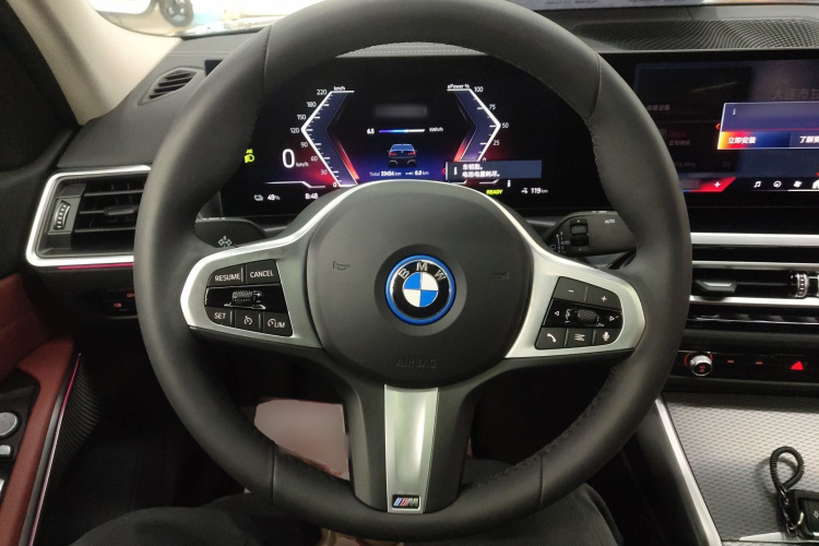 宝马i3 2024款 eDrive 40 L 曜夜套装中控内饰13