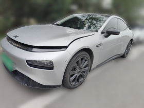 小鹏P7 2022款 670N+