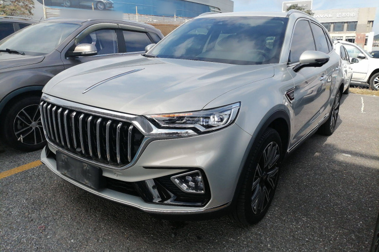 红旗HS5 2022款 2.0T 智联旗享四驱版车身外观1