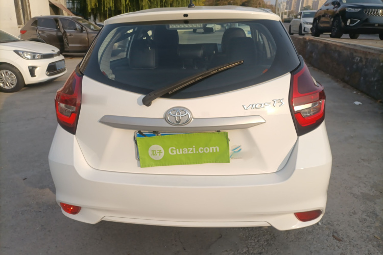 丰田 威驰FS 2021款 1.5L CVT锋驰版车身外观6