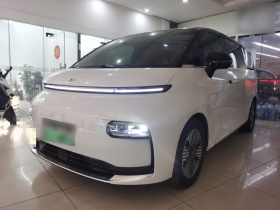 吉利银河 翼真L380 2024款 140度 6座 四驱Ultra