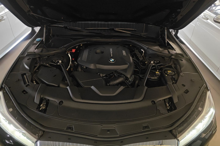 宝马7系 2016款 730Li 领先型机舱底盘24